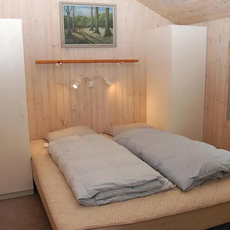 Holiday Skovduevej X * Dronningmølle